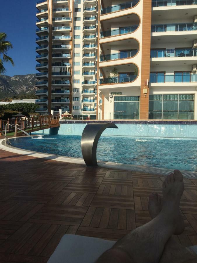 Azura Park Apartment Mahmutlar Buitenkant foto